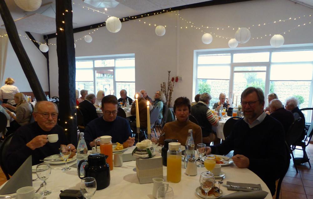 Mitarbeitende aus dem Presbyterium und Gemeinde